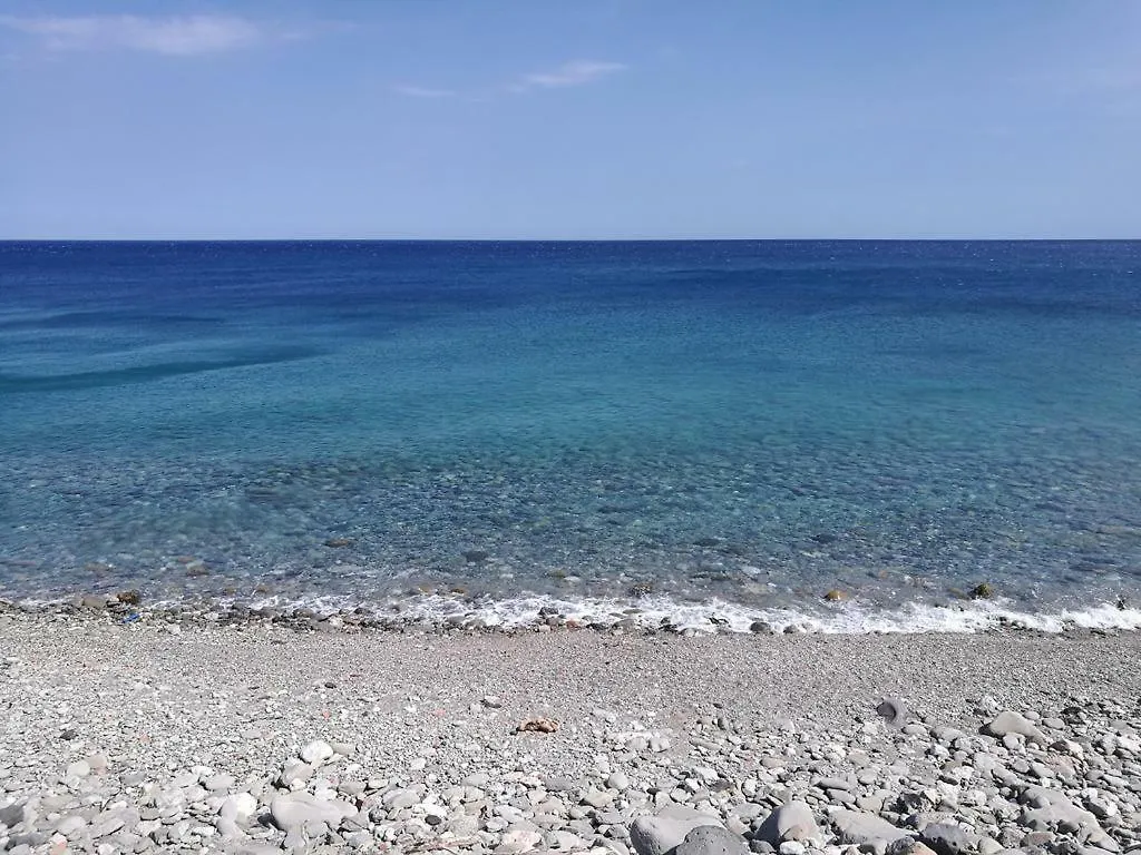 勒托阳尼Poggio Del Sole公寓